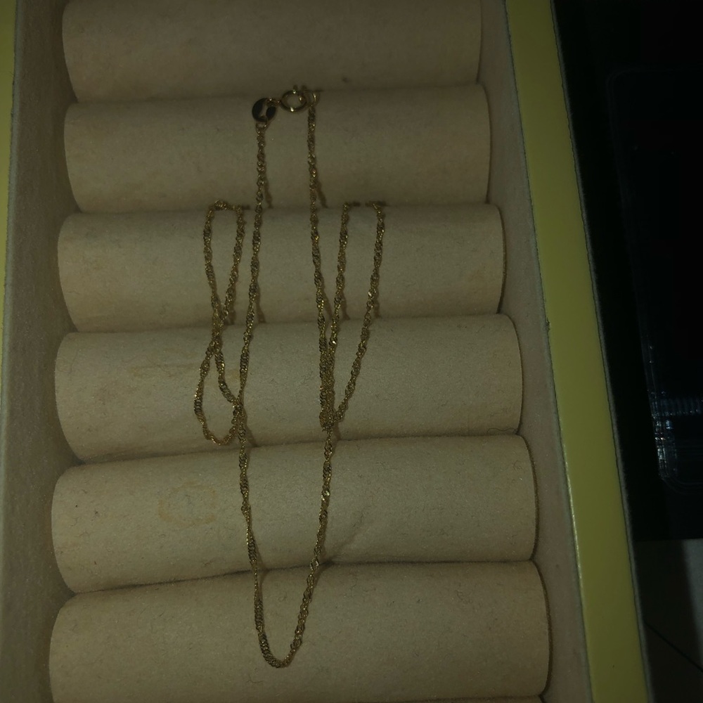SOLID 18k GOLD NECKLACE